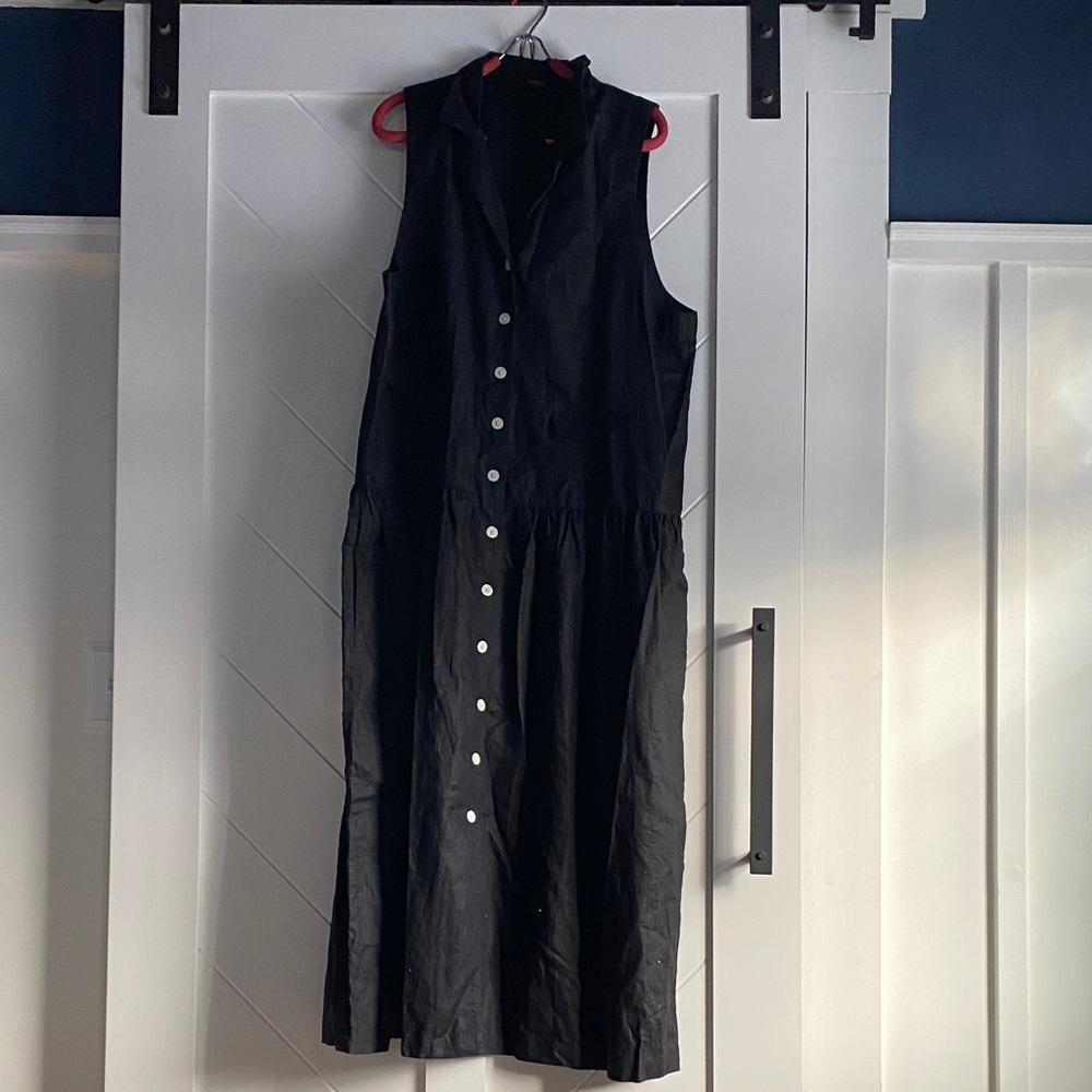 Eddie Bauer Vintage Black Sleeveless Midi Dress